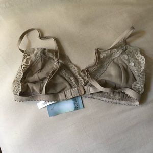 Aritzia Intimates & Sleepwear - Aritzia Lace Bralette Aritzia Intimates & Sleepwear - Aritzia Lace Bralette